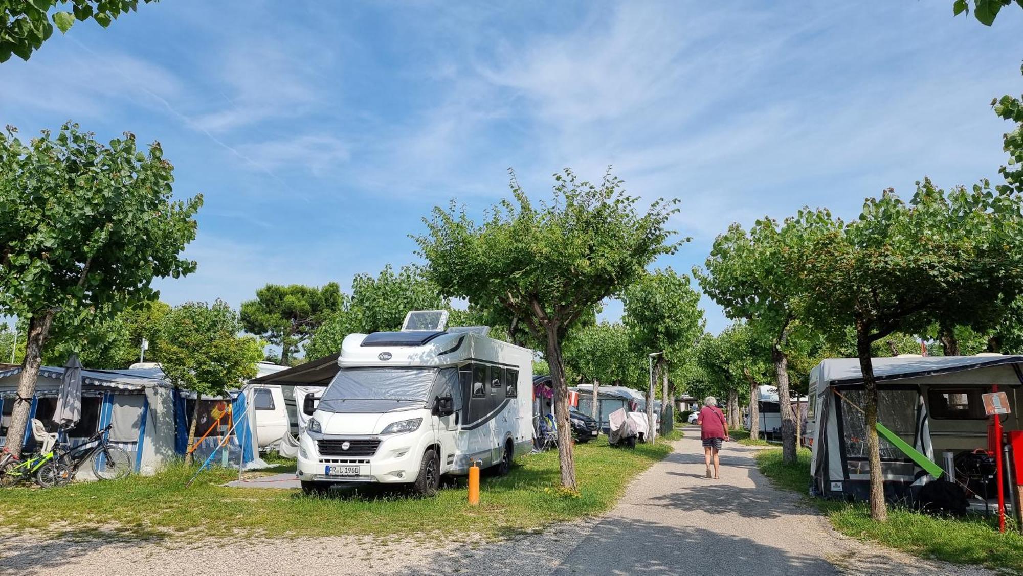 Camping Belvedere Lazise Kültér fotó